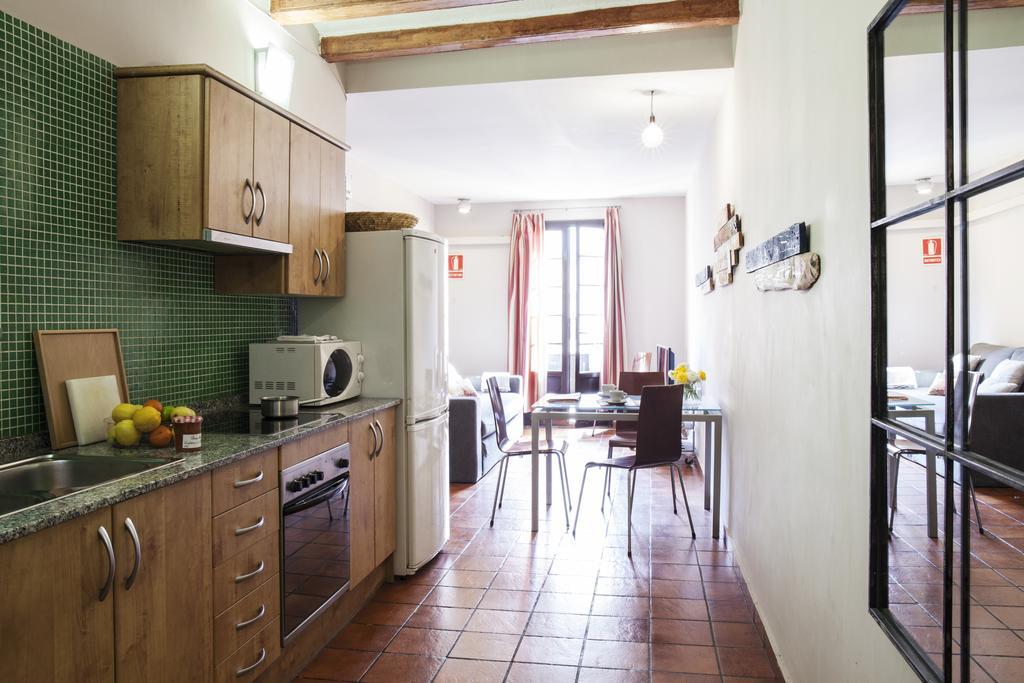 Two-Room Apartment,282867741:JPEG